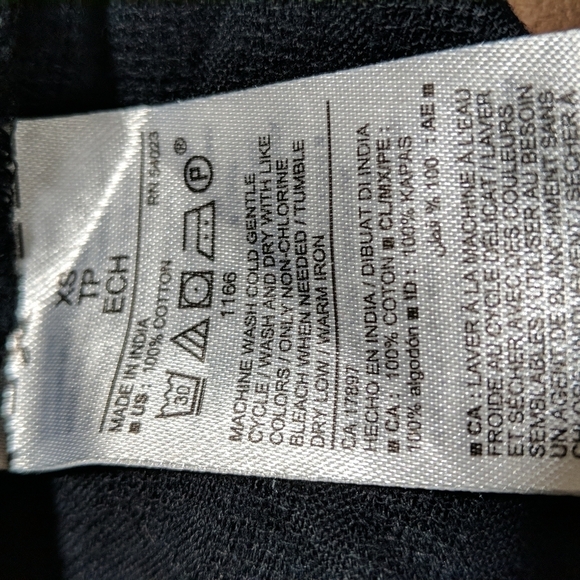 Old Navy Women's Black Cap Sleeve V-Neck Top Size XS - Picture 7 of 7